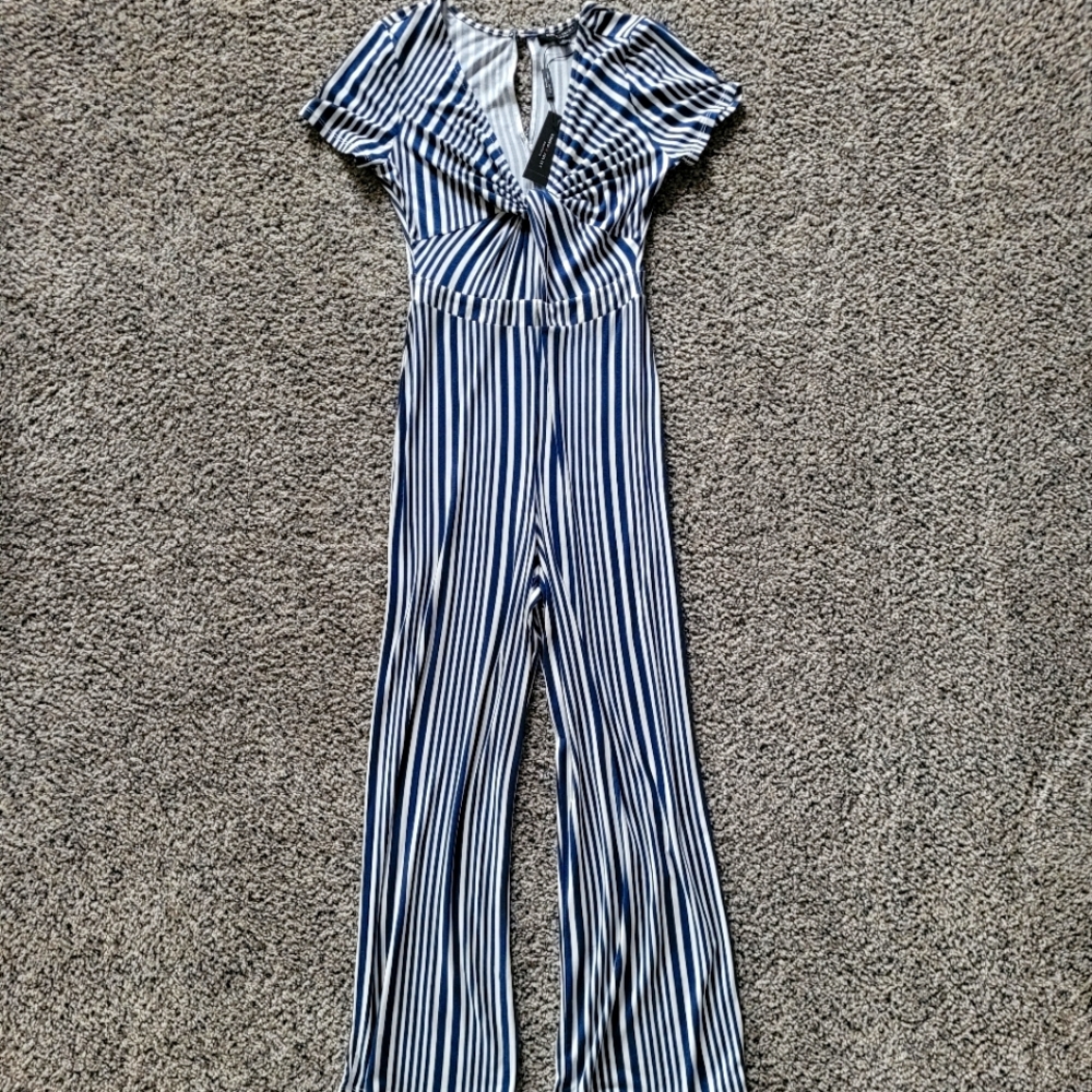 NWT Romeo & Juliet Jumpsuit